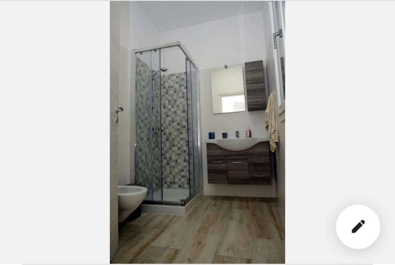 Appartamento A 2,5 Da Lecce Merine Exterior photo